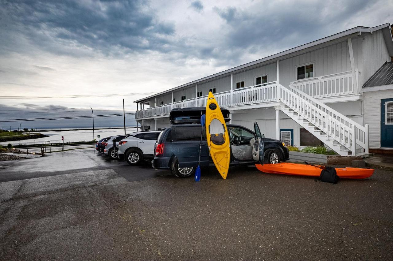 Hotel Aquamer Carleton-sur-Mer Exterior photo